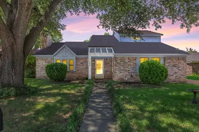 704 Matthews Court, Arlington, TX 76012 - Photo 1