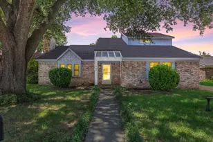 704 Matthews Ct, Arlington, TX 76012 - Photo 1
