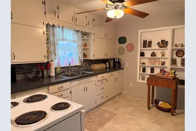1634 Sandefer Street, Abilene, TX 79601 - Photo 3