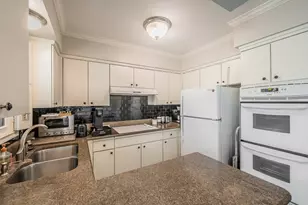 10100 Regal Park Ln, Dallas, TX 75230 - Photo 11