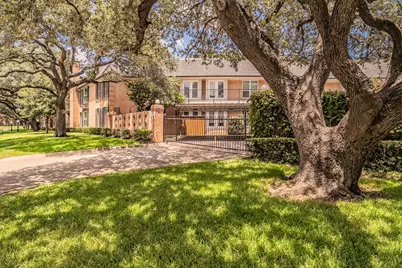 10100 Regal Park Lane #222, Dallas, TX 75230 - Photo 3