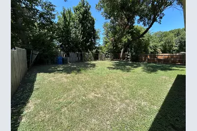 343 Allerton Lane, Lancaster, TX 75146 - Photo 3