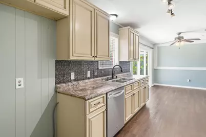 2903 Melmar Park Street, Commerce, TX 75428 - Photo 13