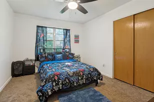 1958 Terbet Ln, Fort Worth, TX 76112 - Photo 15