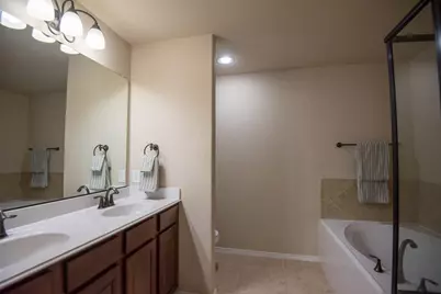 809 Hardwood Drive, McKinney, TX 75069 - Photo 15