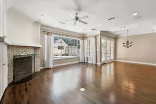 2410 Green Park Dr, Arlington, TX 76017 - Photo 15