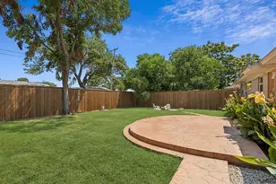 519 Royal Crest Dr, Richardson, TX 75081 - Photo 3