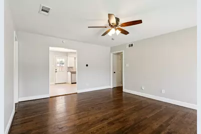 519 Royal Crest Drive, Richardson, TX 75081 - Photo 7