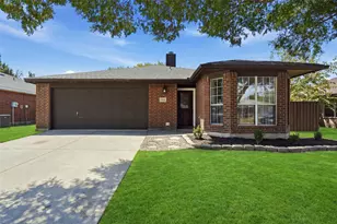 1152 Lake Bluff Dr, Little Elm, TX 75068 - Photo 1