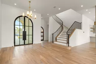 10717 Arrowhead Pt Dr, Fort Worth, TX 76179 - Photo 5