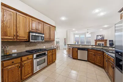 9878 Avalon Drive, Frisco, TX 75035 - Photo 7