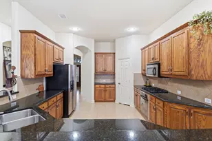 9878 Avalon Dr, Frisco, TX 75035 - Photo 9