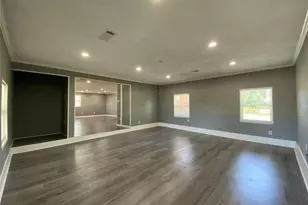 2813 Arcady Dr, Garland, TX 75041 - Photo 9