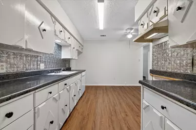 4900 Inverness Avenue, Fort Worth, TX 76132 - Photo 13