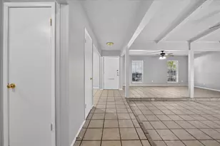 4902 Inverness Ave, Fort Worth, TX 76132 - Photo 3