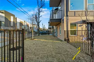 2031 N Prairie Ave, Dallas, TX 75204 - Photo 3
