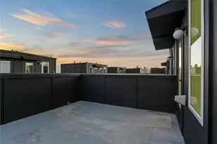 2031 N Prairie Ave, Dallas, TX 75204 - Photo 21