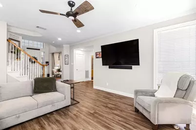 6303 Bramble Creek Court, Arlington, TX 76001 - Photo 7
