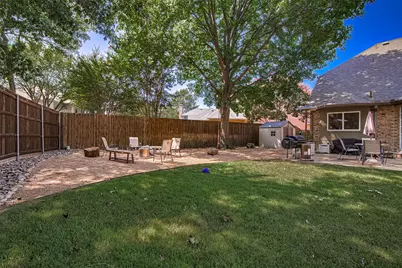 6303 Bramble Creek Court, Arlington, TX 76001 - Photo 35