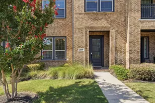 2221 Lasso Ln, Carrollton, TX 75010 - Photo 5