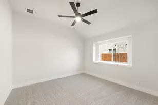913 Hickory Chase Dr, Godley, TX 76044 - Photo 25