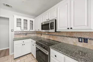 6905 Drew Ct, Greenville, TX 75402 - Photo 9