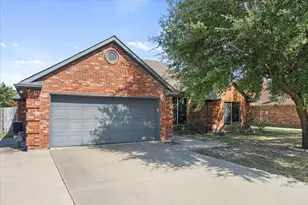 6905 Drew Ct, Greenville, TX 75402 - Photo 1