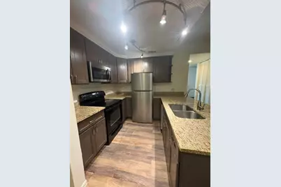 7522 Holly Hill Drive #19, Dallas, TX 75231 - Photo 5