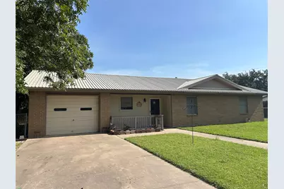 1810 Peach, Goldthwaite, TX 76844 - Photo 1