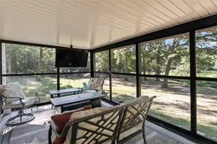 335 Running Brook Rd, Mabank, TX 75156 - Photo 5