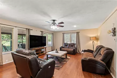 335 Running Brook Road, Mabank, TX 75156 - Photo 7