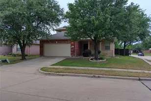 1133 Mockingbird Dr, Aubrey, TX 76227 - Photo 1