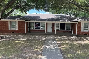 9532 Dixie Ln, Dallas, TX 75228 - Photo 1