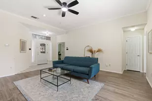 7229 Laurelhill Ct S, Fort Worth, TX 76133 - Photo 9