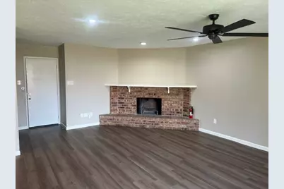 6925 Glenhurst Drive, North Richland Hills, TX 76182 - Photo 3