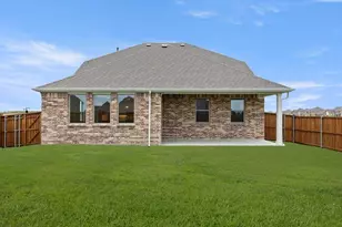 2206 Franklin St, Princeton, TX 75407 - Photo 3