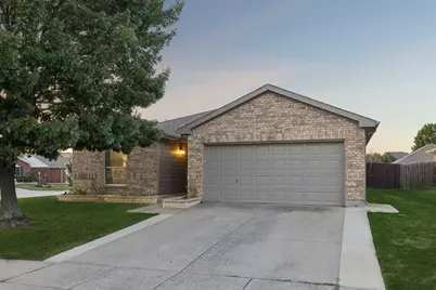 8601 King Ranch Drive, Cross Roads, TX 76227 - Photo 3