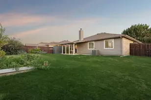 8601 King Ranch Dr, Cross Roads, TX 76227 - Photo 25