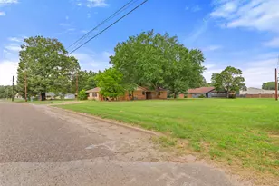 709 Glazner St, Hawkins, TX 75765 - Photo 25