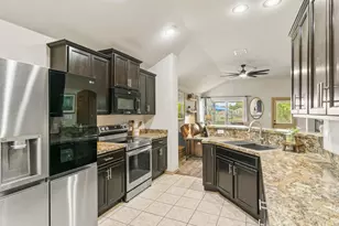 9805 Osprey Dr, Fort Worth, TX 76108 - Photo 3