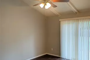633 Christie Ct, Everman, TX 76140 - Photo 9