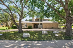 11901 Woodbridge Dr, Dallas, TX 75243 - Photo 1