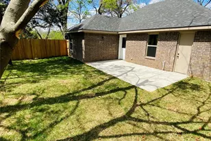 312 W Heron St, Denison, TX 75020 - Photo 17