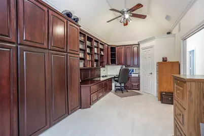 913 Mesquite Street, Gainesville, TX 76240 - Photo 27