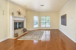 913 Mesquite St, Gainesville, TX 76240 - Photo 15
