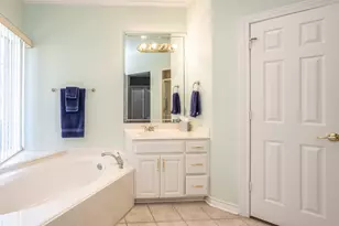 913 Mesquite St, Gainesville, TX 76240 - Photo 25