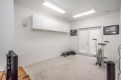 913 Mesquite Street, Gainesville, TX 76240 - Photo 29