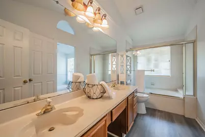 4631 Essex Drive, Grand Prairie, TX 75052 - Photo 19