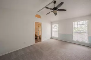 4631 Essex Dr, Grand Prairie, TX 75052 - Photo 17