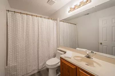 4631 Essex Drive, Grand Prairie, TX 75052 - Photo 21